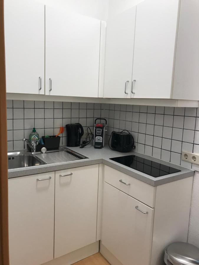 Studio & Apartments Near Reumannplatz Виена Екстериор снимка