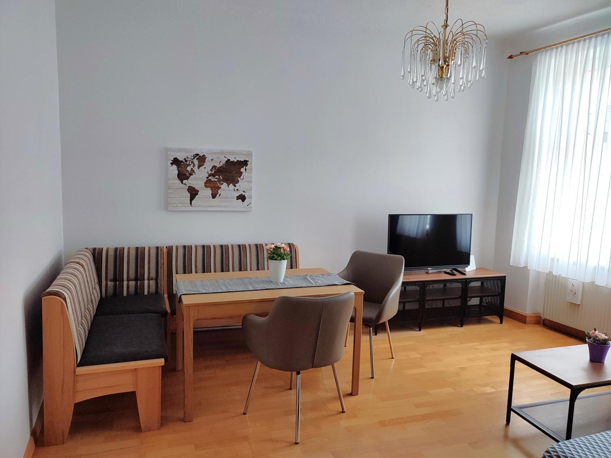 Studio & Apartments Near Reumannplatz Виена Екстериор снимка