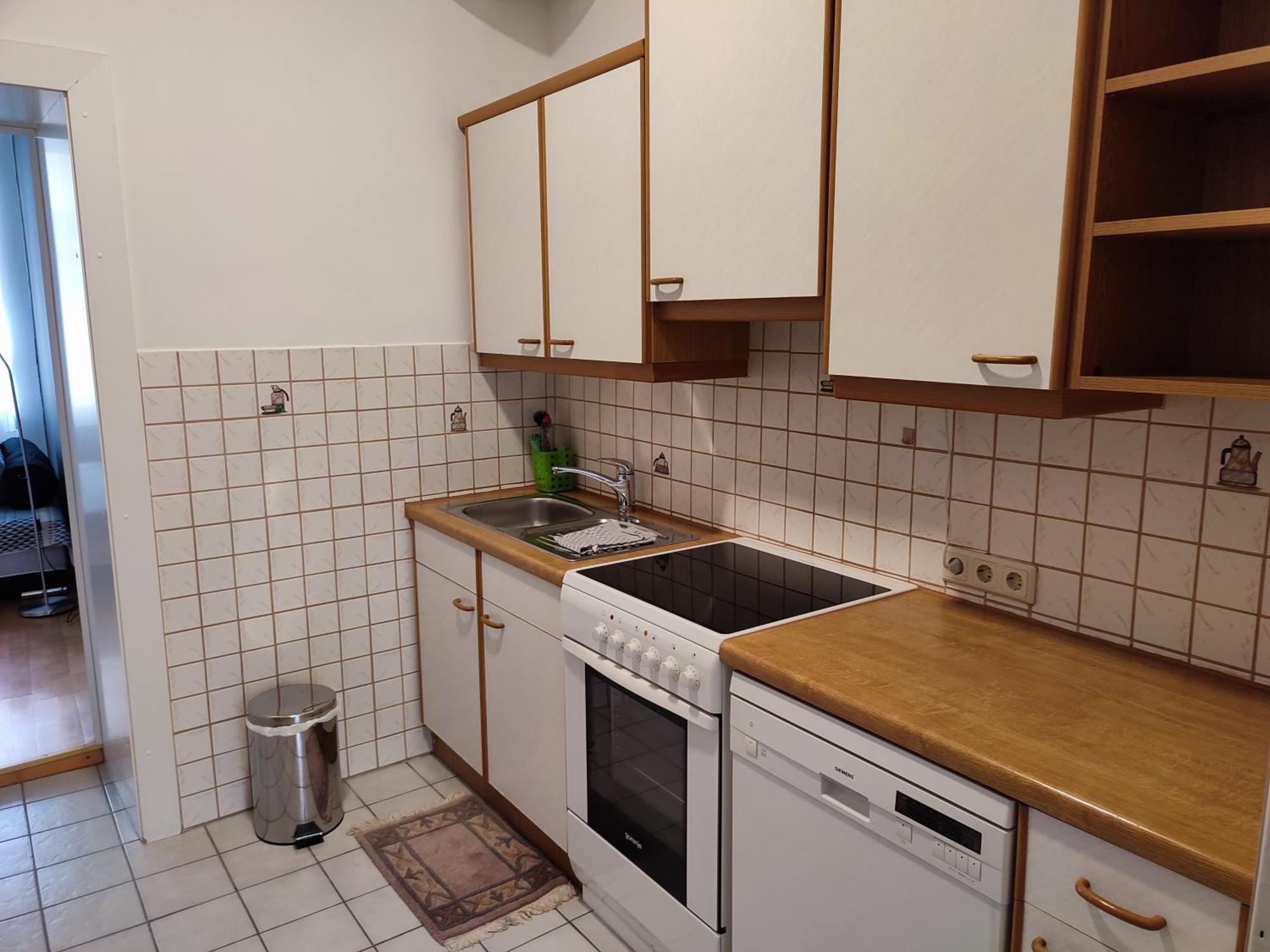 Studio & Apartments Near Reumannplatz Виена Екстериор снимка